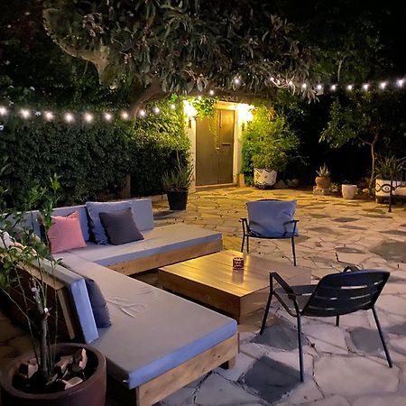 Ca L'Andreu Teia. Casa Modernista Villa Luaran gambar